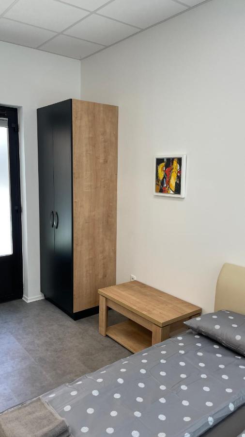 Simba Apartment B Шмарьешке-Топлице Экстерьер фото